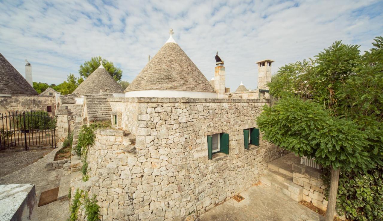 Trulli Girasoli E Viole Cocolicchio Eksteriør bilde